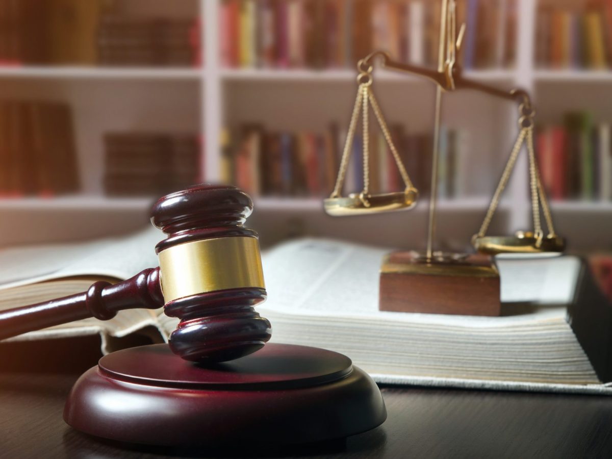 Role Of Litigation Lawyers For Every Business Firms